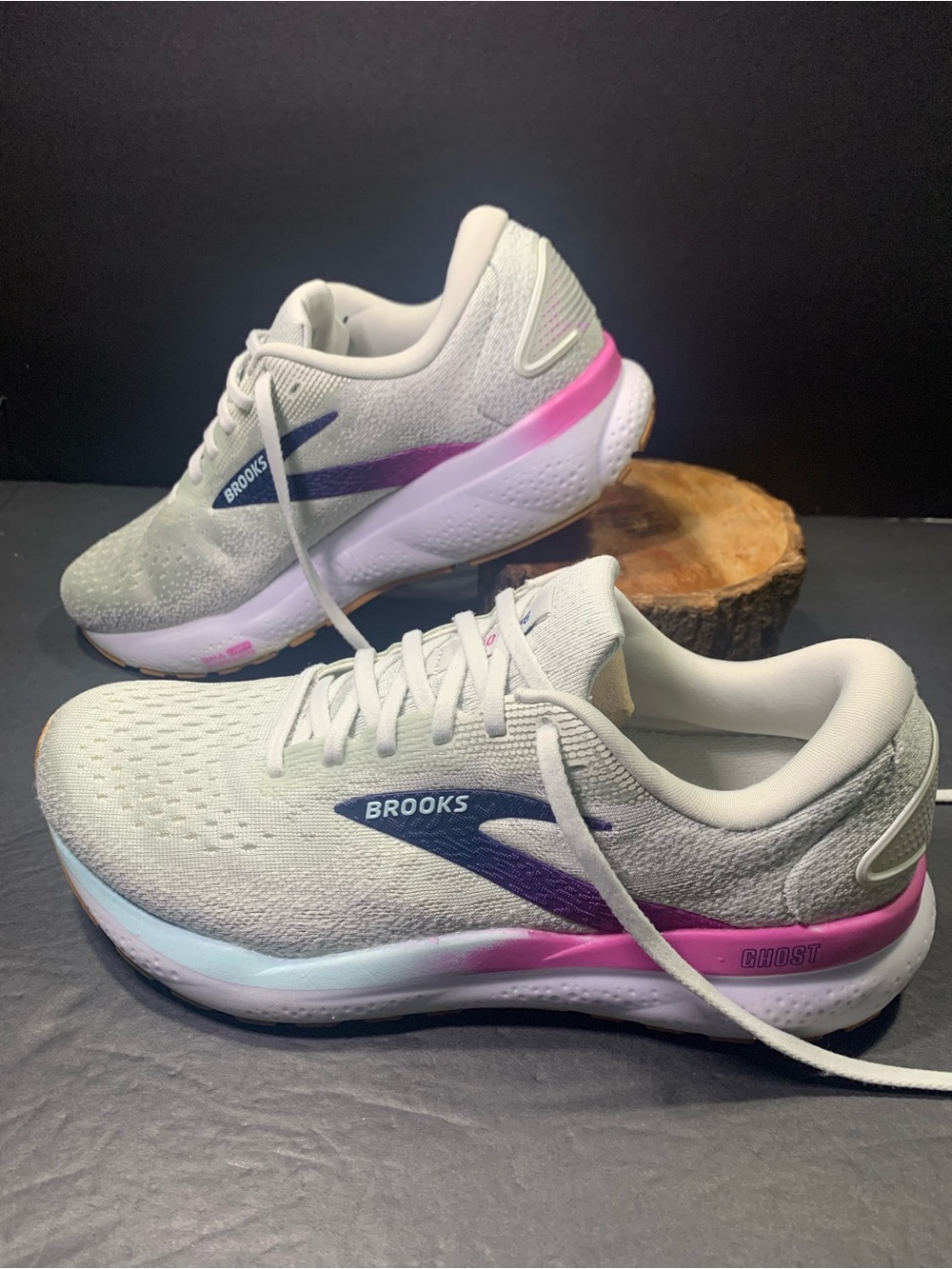 Brooks Ghost 16 Women’s Gray Blue Pink Running Walking Sneakers Shoe Size 9.5